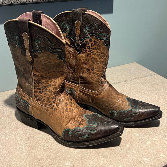 Miss Macie Leopard Cowgirl Boots - Sz. 10 - Picture 2 of 16